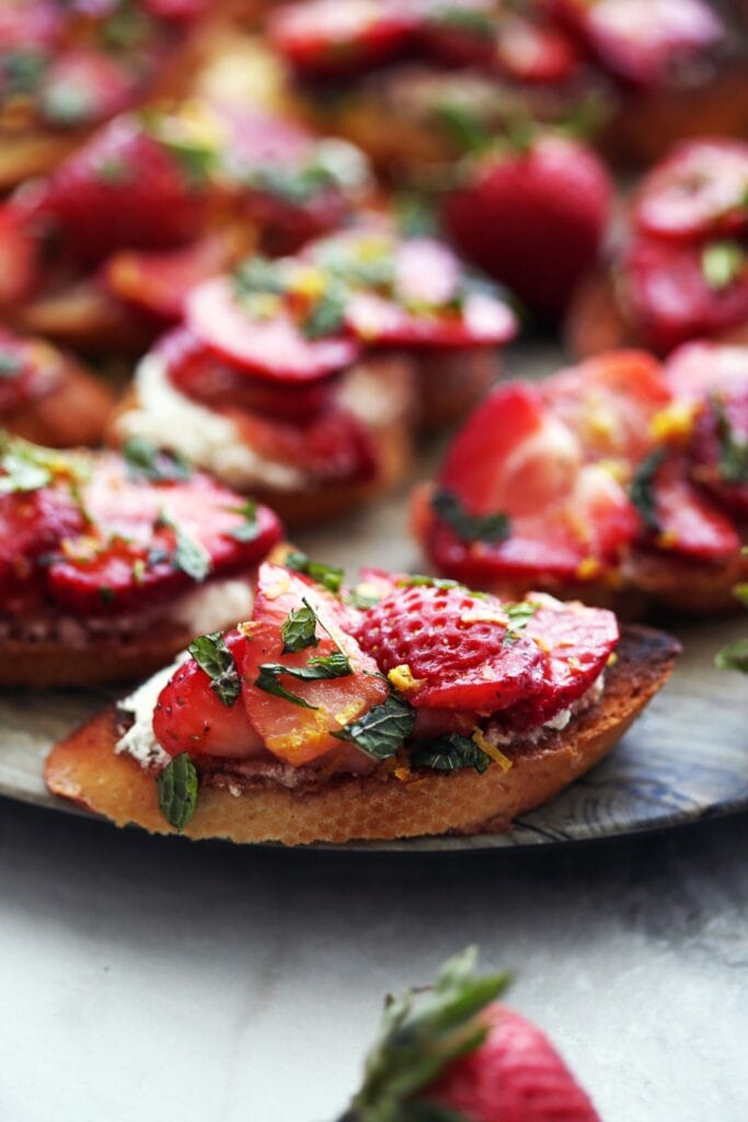 Balsamic Strawberry Ricotta Crostini Yay! For Food