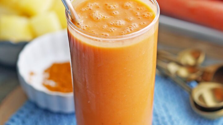 Turmeric Pineapple Carrot Smoothies